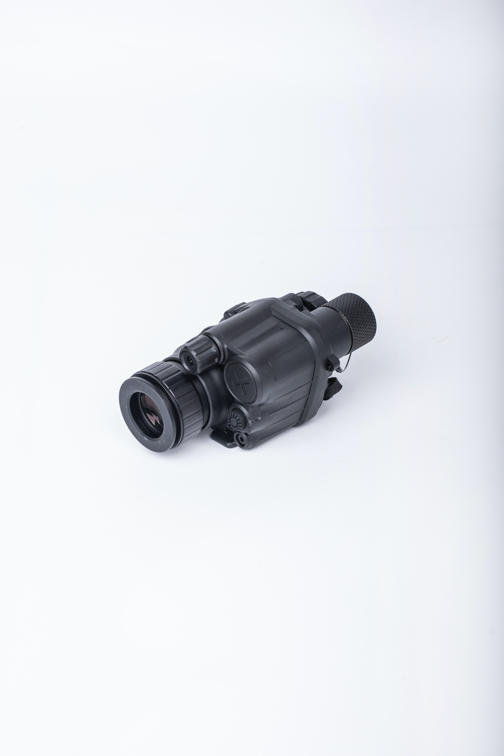 FY-C2 Head-Mounted Night Vision Goggles - Front View showing professional design